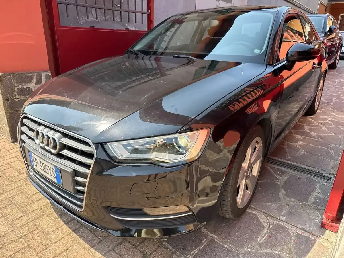 Usata Audi A3 Ambition 105 CV (77 kW) 2013 Nero Berlina