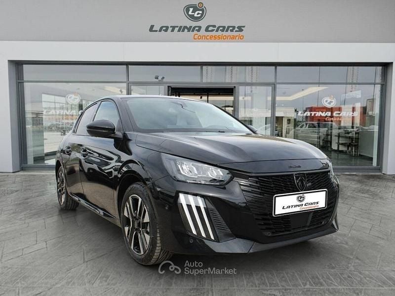 Usata Peugeot 208 Allure 101 CV (74 kW) 2025 Nero Utilitaria