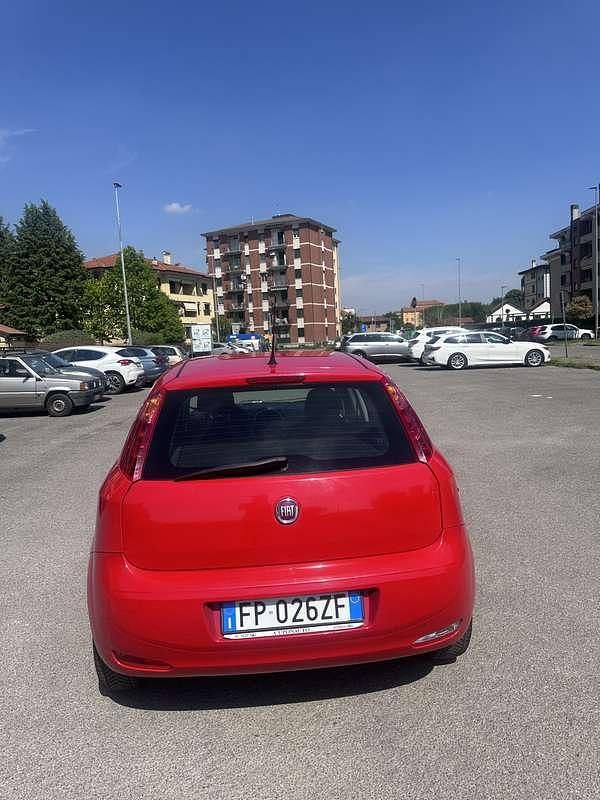 Usata Fiat Punto Street 69 CV (50 kW) 2018 Utilitaria