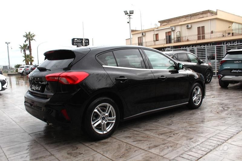 Usata Ford Focus Business Edition 120 CV (88 kW) 2022 Agate black metallic Berlina