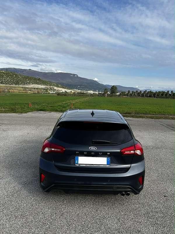 Usata Ford Focus ST-Line 120 CV (88 kW) 2020 Blu/azzurro Berlina