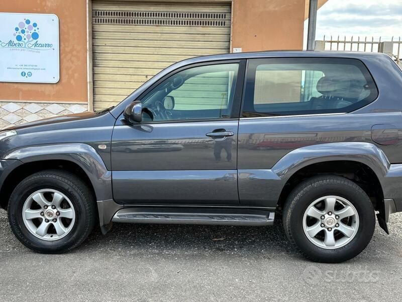 Usata 2003 Toyota Land Cruiser SUV | 12.000 € (Super prezzo) - Immagine 1/4