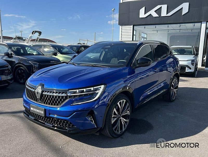 Blu Usata 2023 Renault Austral Iconic SUV | 28.500 € (Buon prezzo) - Immagine 1/4
