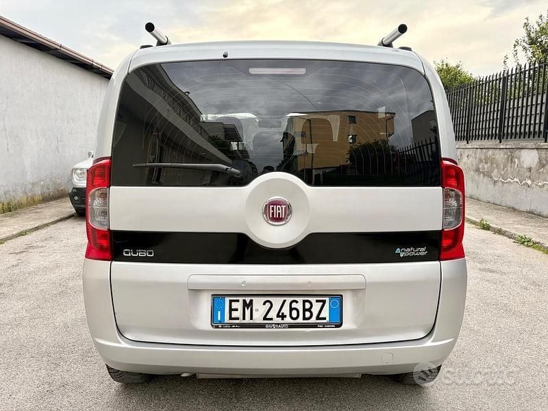 Usata Fiat Qubo Trekking 77 CV (56 kW) 2012 Grigio Monovolume