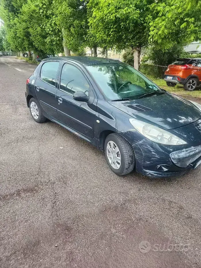 Usata Peugeot 206 68 CV (50 kW) 2010 Nero Berlina