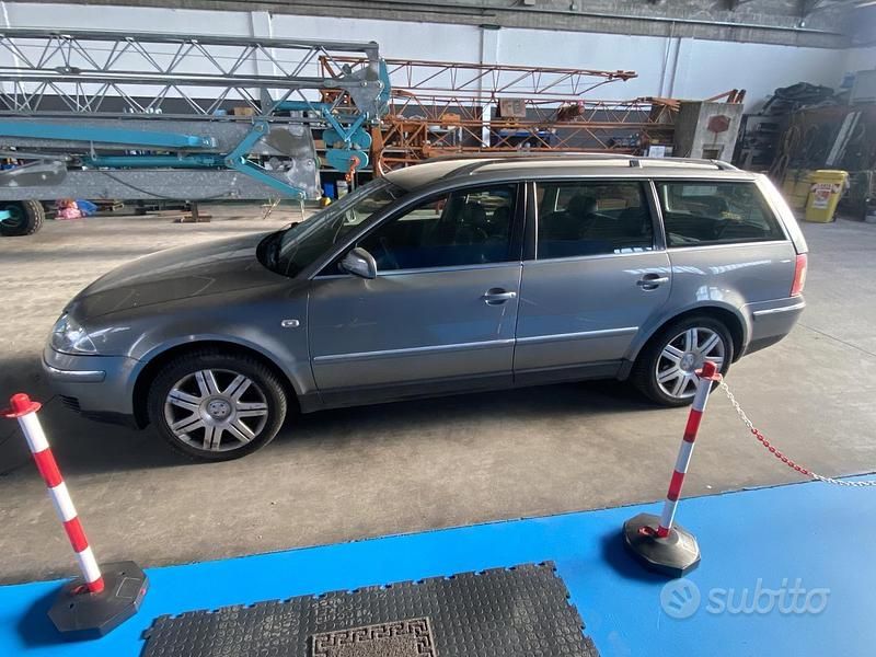 Begagnad VW Passat 130 HK (95 kW) 2001 Kombi