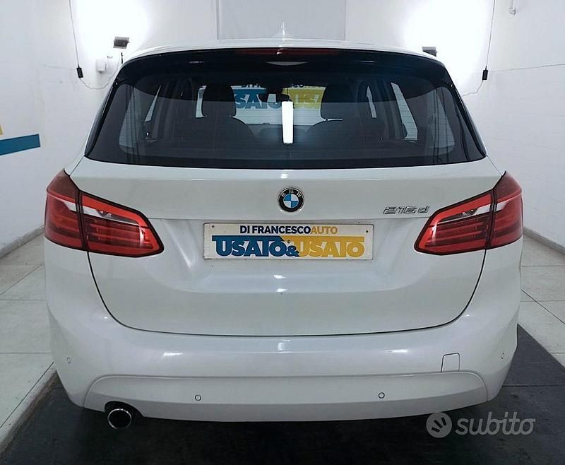 Usata BMW 216 Active Tourer Comfort Edition 116 CV (85 kW) 2017 Bianco metallizzato Monovolume
