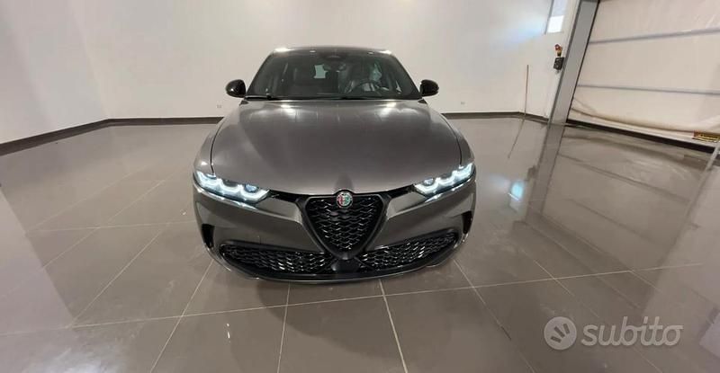 Usata Alfa Romeo Tonale Veloce 131 CV (96 kW) 2024 Grigio SUV