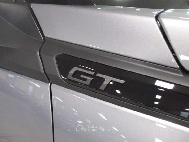 Nuova Peugeot 2008 GT 136 CV (100 kW) 2025 Grigio SUV