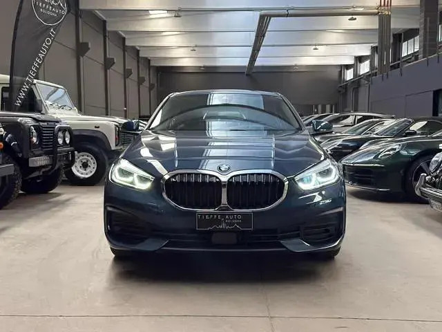 Gebraucht BMW 118 Advantage 136 PS (100 kW) 2023 Blau Kleinwagen