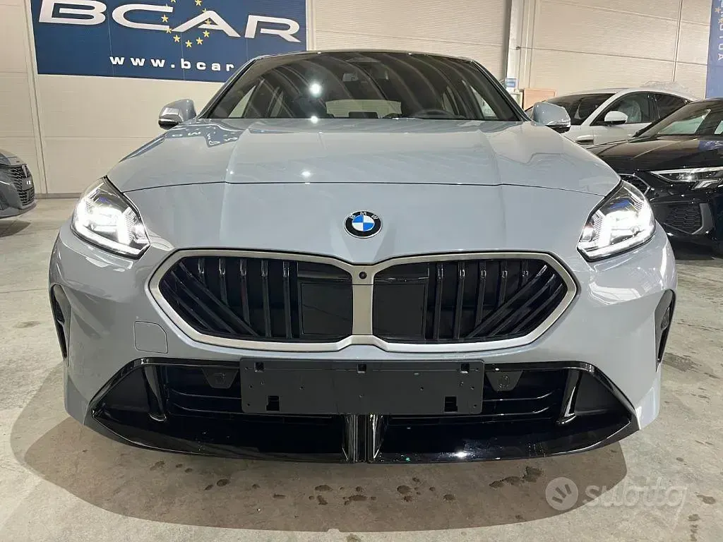 Usata BMW 120 M Sport 170 CV (125 kW) 2025 Grigio Utilitaria
