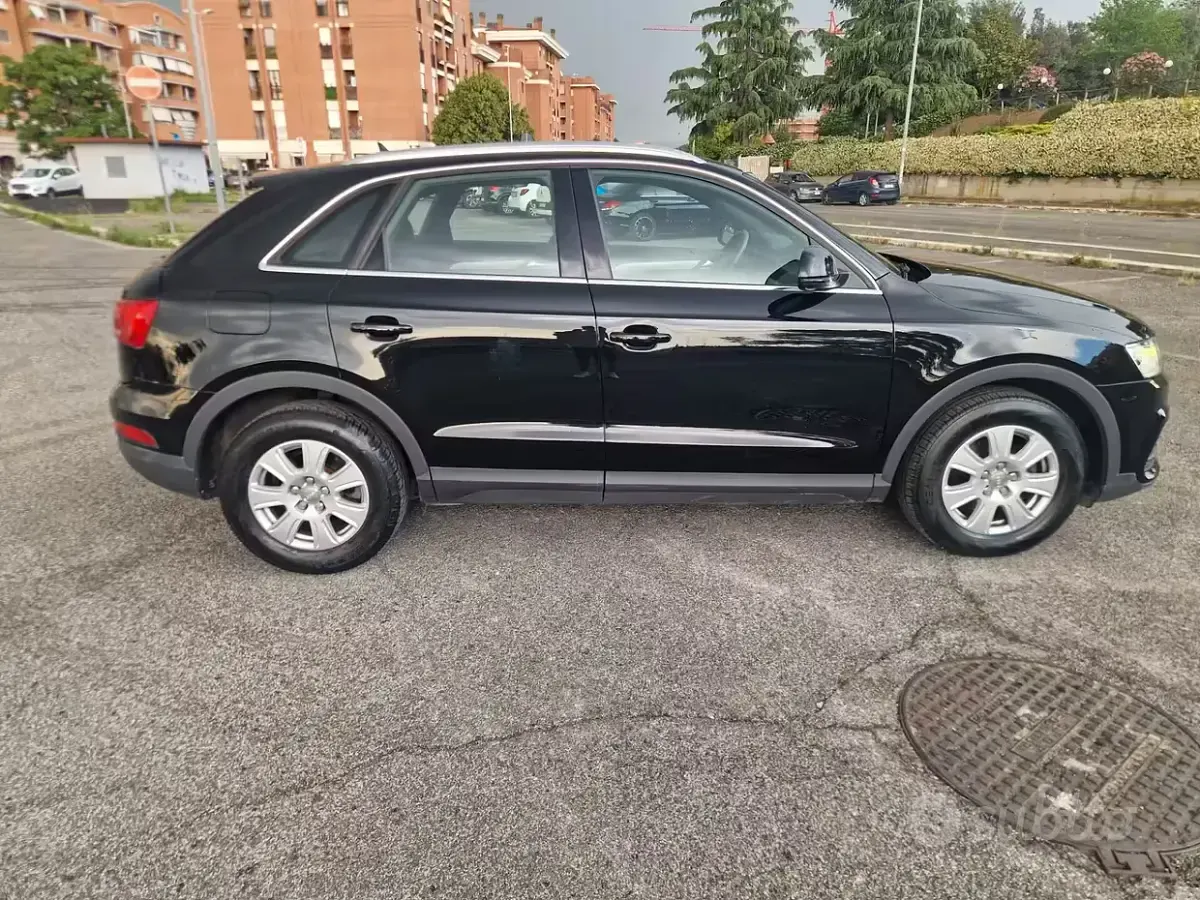 Usata Audi Q3 Ambiente 150 CV (110 kW) 2017 Nero SUV