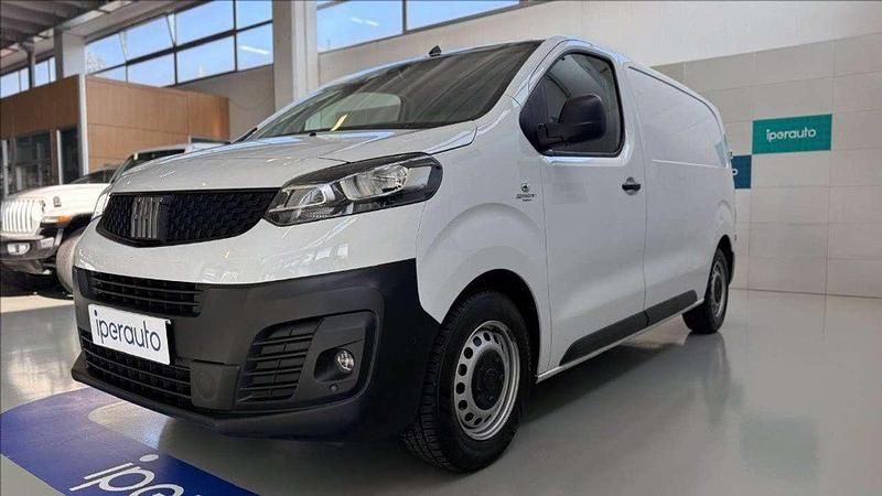 Usata Fiat Scudo Easy 120 CV (88 kW) 2024 Bianco pastello Furgone