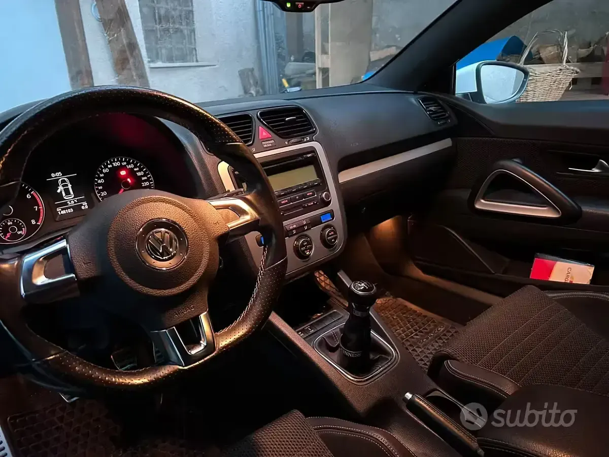 Usata VW Scirocco 160 CV (117 kW) 2009 Bianco Coupé