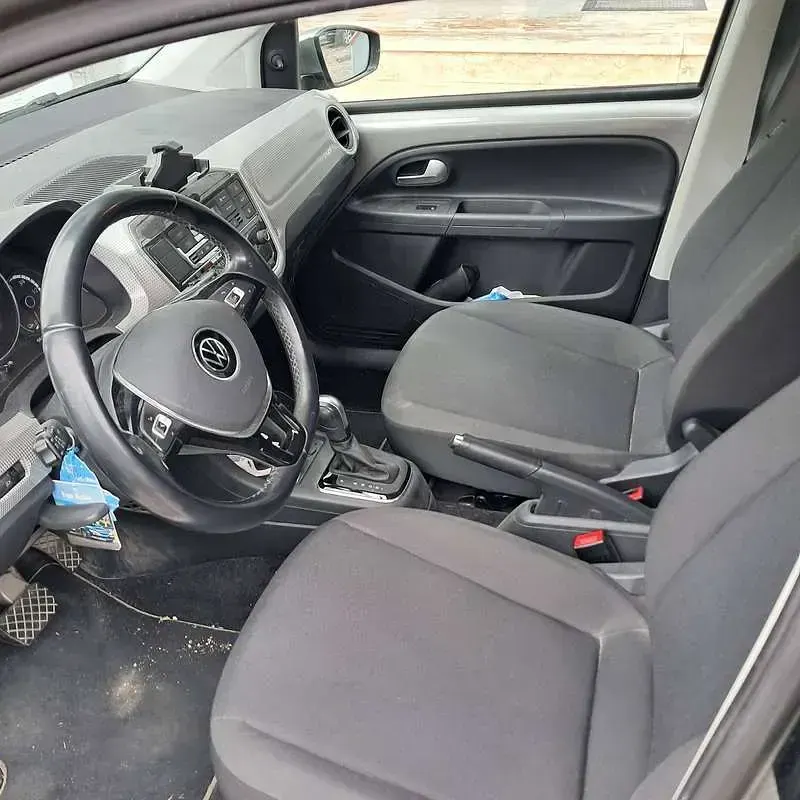 Usata VW e-up! 61 kW (83 CV) 2021 Utilitaria