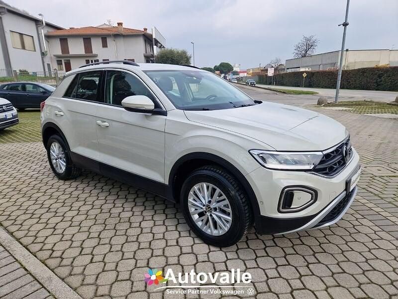 Usata VW T-Roc Life 150 CV (110 kW) 2023 Ascot grey SUV