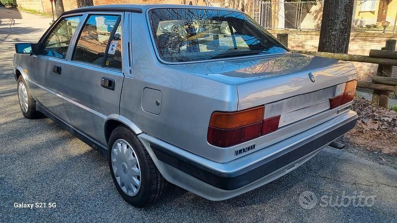 Usata Lancia Prisma 1987 Grigio Berlina