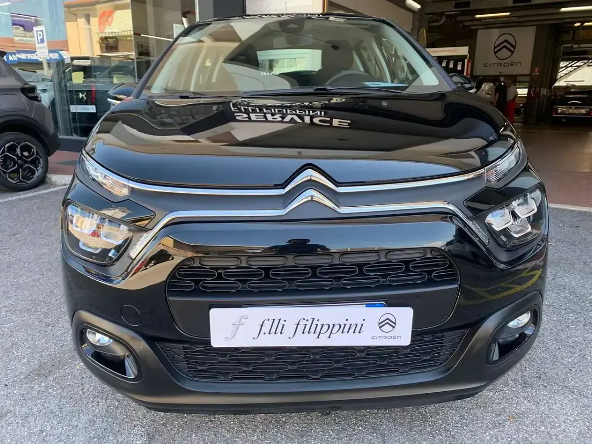 Usata Citroën C3 Feel 83 CV (61 kW) 2024 Nero Berlina