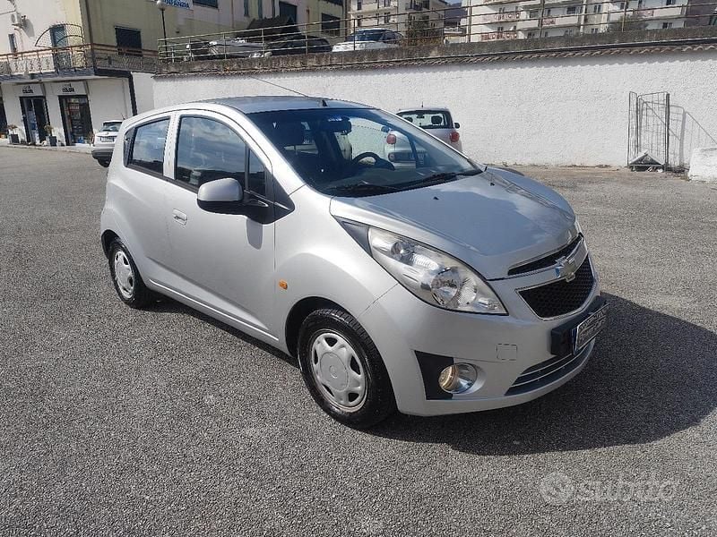 Usata Chevrolet Spark 68 CV (50 kW) 2011 Grigio Utilitaria