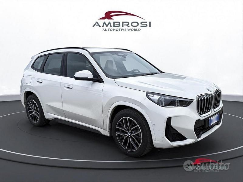 Nuova BMW X1 M Sport 150 CV (110 kW) 2025 Alpin white pastello SUV