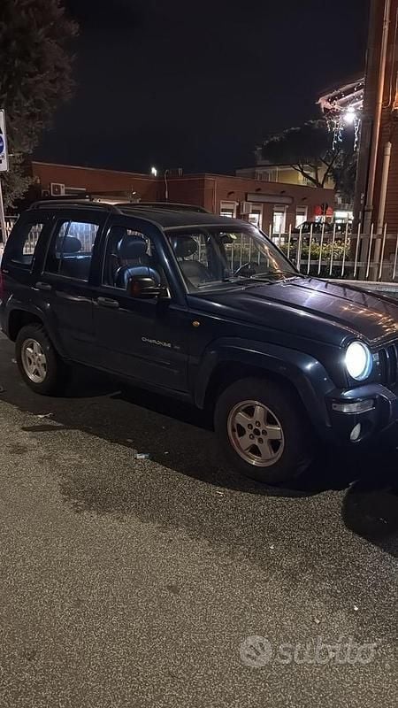 Usata Jeep Cherokee 2002 Blu SUV