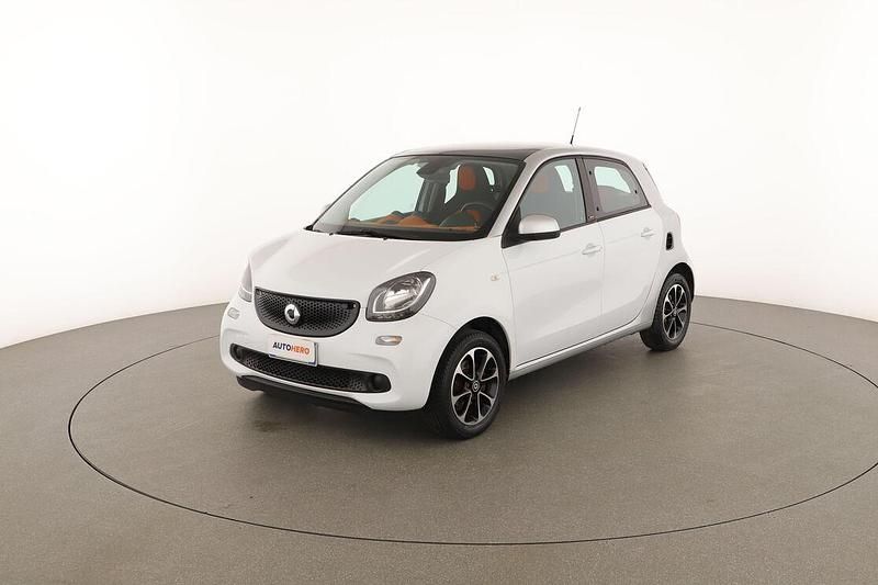 Usata Smart ForFour Passion 71 CV (52 kW) 2015 Bianco Utilitaria