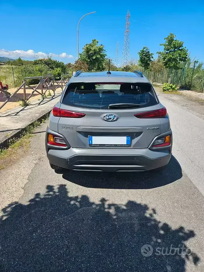 Usata Hyundai Kona Comfort 116 CV (85 kW) 2018 Grigio SUV