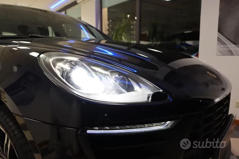 Usata Porsche Macan 252 CV (185 kW) 2018 Nero SUV