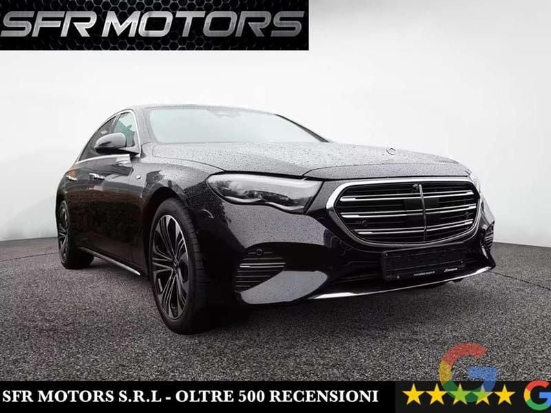Usata Mercedes E400 Premium Plus 381 CV (280 kW) 2025 Nero Berlina