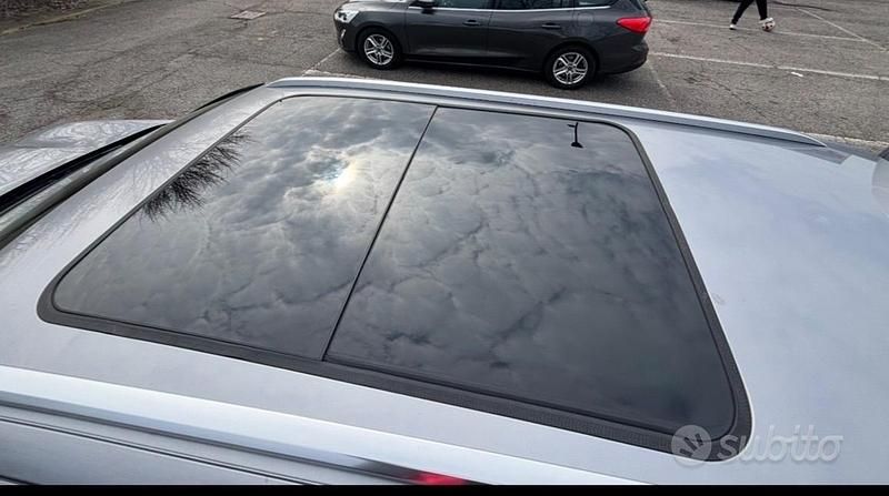 Usata Peugeot 5008 131 CV (96 kW) 2018 Grigio SUV