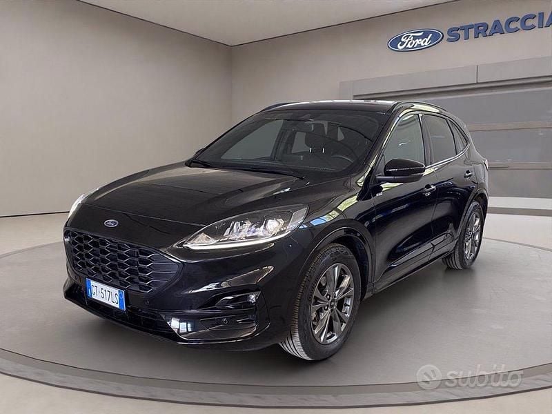 Usata Ford Kuga ST-Line 120 CV (88 kW) 2024 Grigio metallizzato SUV