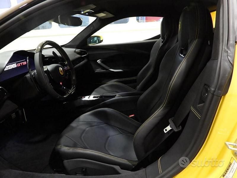 Ny Ferrari 296 829 HK (609 kW) 2025 Gul Coupe