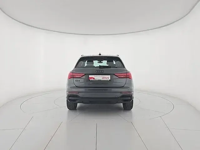 Usata Audi Q3 S-Line 150 CV (110 kW) 2023 Grigio SUV