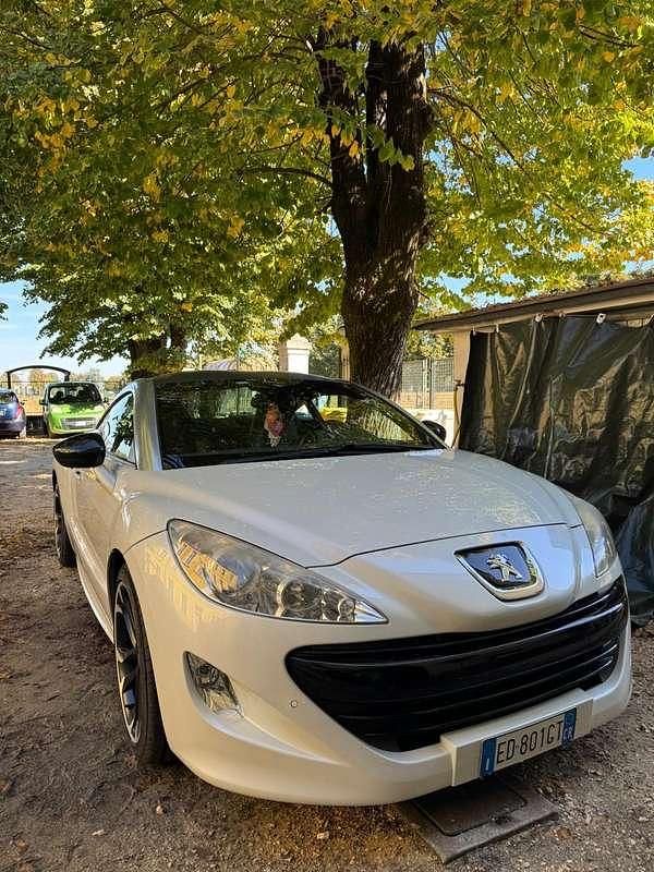 Bianco Usata 2010 Peugeot RCZ Coupé | 13.000 € (Cara) - Immagine 1/4