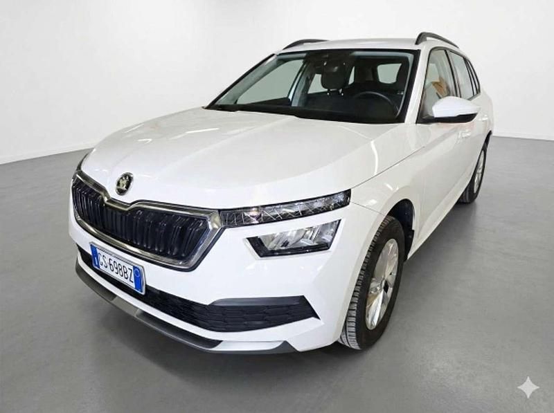 Begagnad Skoda Kamiq Style 95 HK (69 kW) 2023 Vit SUV