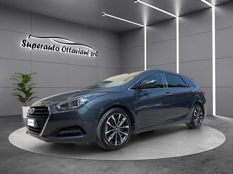 Grigio scuro Usata 2015 Hyundai i40 Station wagon | 12.500 € (Molto cara) - Immagine 1/4