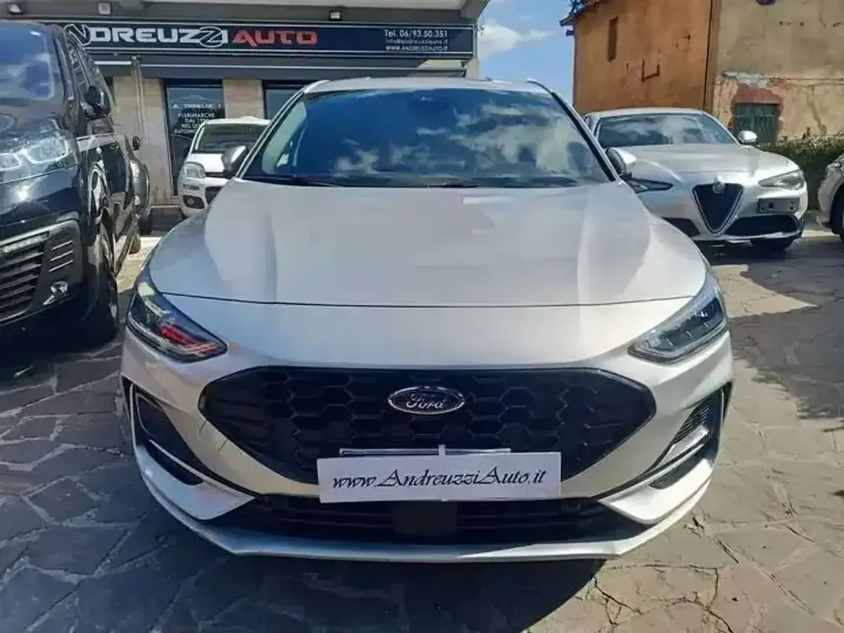 Usata Ford Focus ST-Line 155 CV (114 kW) 2024 Argento Berlina