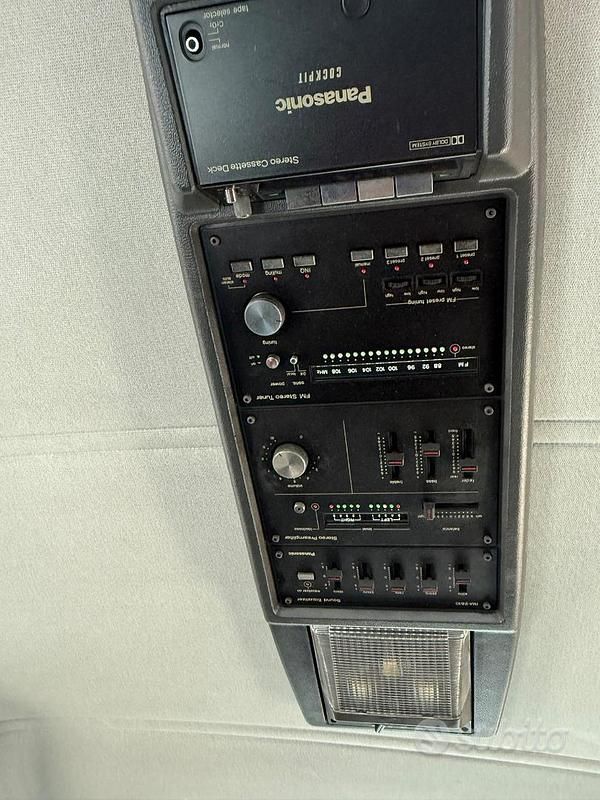 Usata Mercedes E250 90 CV (66 kW) 1988 Bianco Berlina