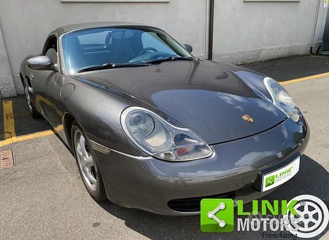 Usata Porsche Boxster 220 CV (161 kW) 2000 Grigio Cabrio