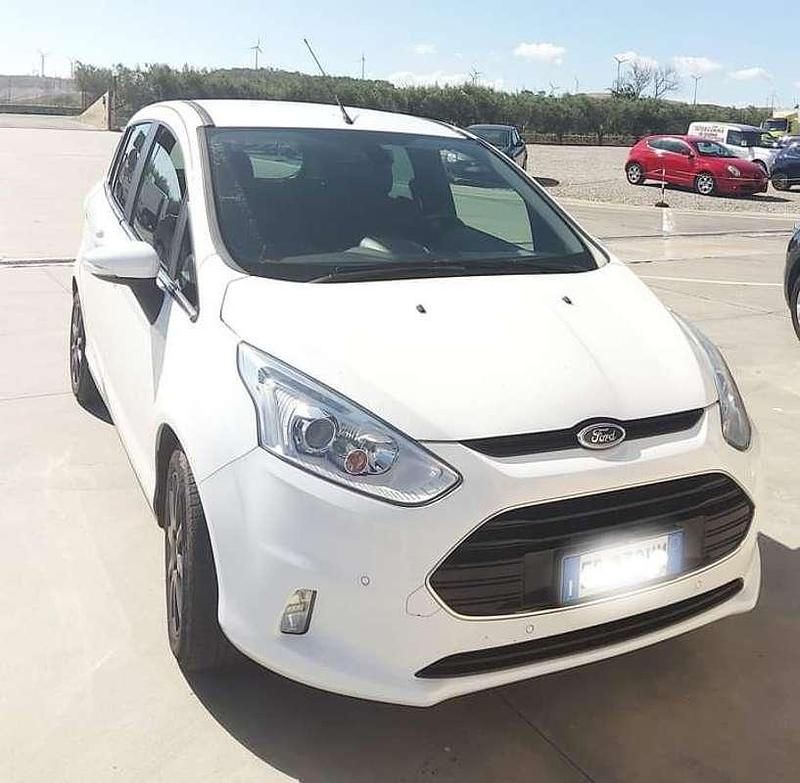 Usata Ford B-MAX Individual 125 CV (91 kW) 2013 Monovolume