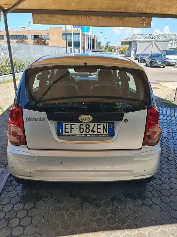 Usata Kia Picanto 63 CV (46 kW) 2010 Utilitaria
