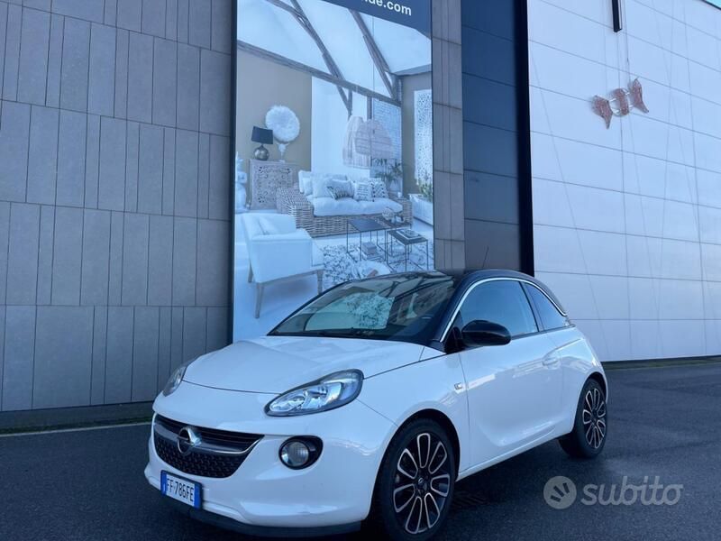 Bianco Usata 2016 Opel Adam Due volumi | 5000 € (Super prezzo) - Immagine 1/4