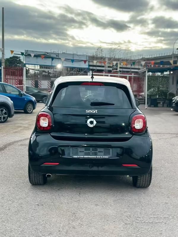 Usata Smart ForFour Prime 2017 Nero Utilitaria
