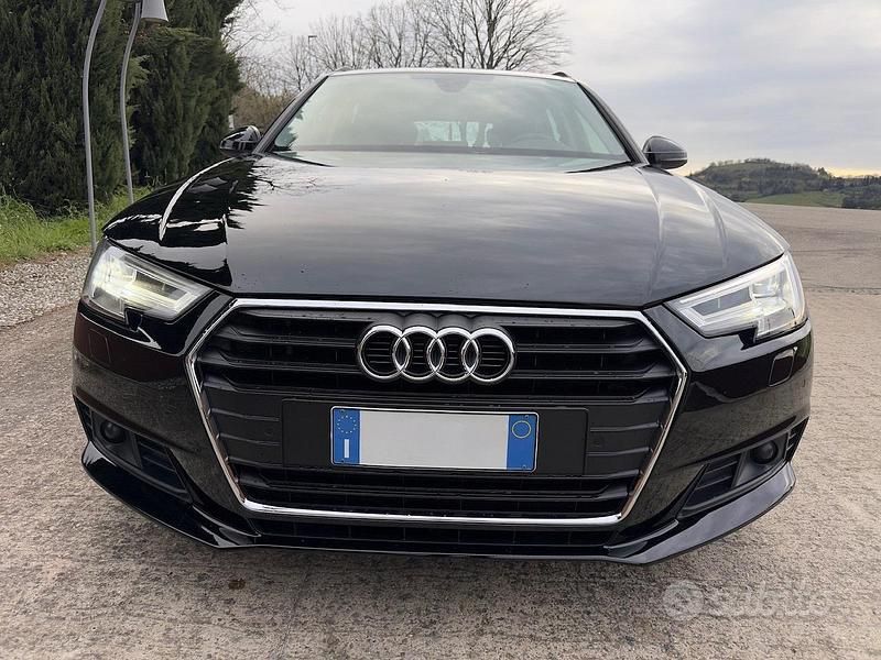 Usata Audi A4 Advanced 190 CV (139 kW) 2020 Nero Station wagon