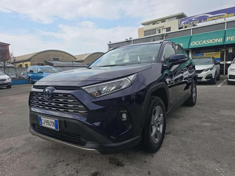 Usata Toyota RAV4 Hybrid Style 178 CV (130 kW) 2022 Blu/azzurro SUV