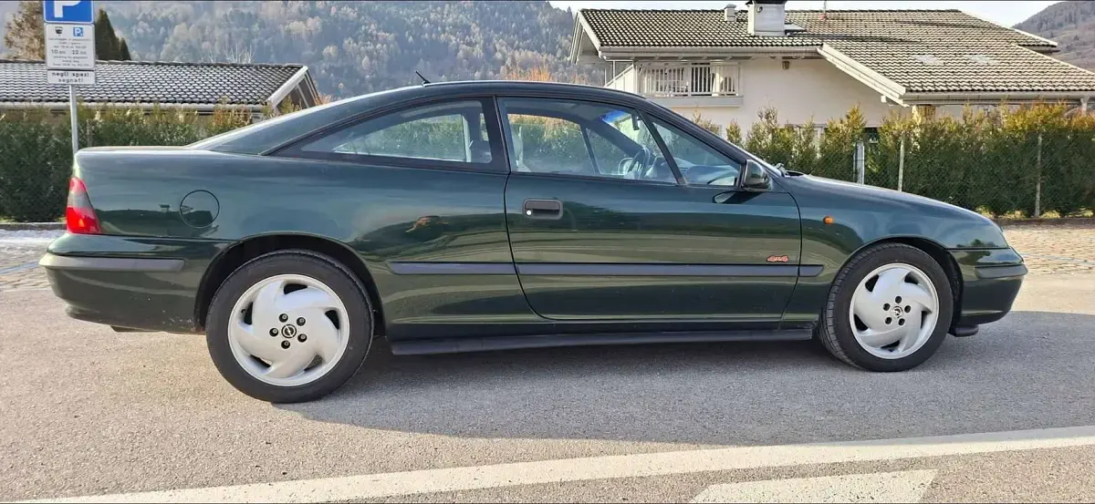 Usata Opel Calibra 204 CV (150 kW) 1994 Verde Coupé