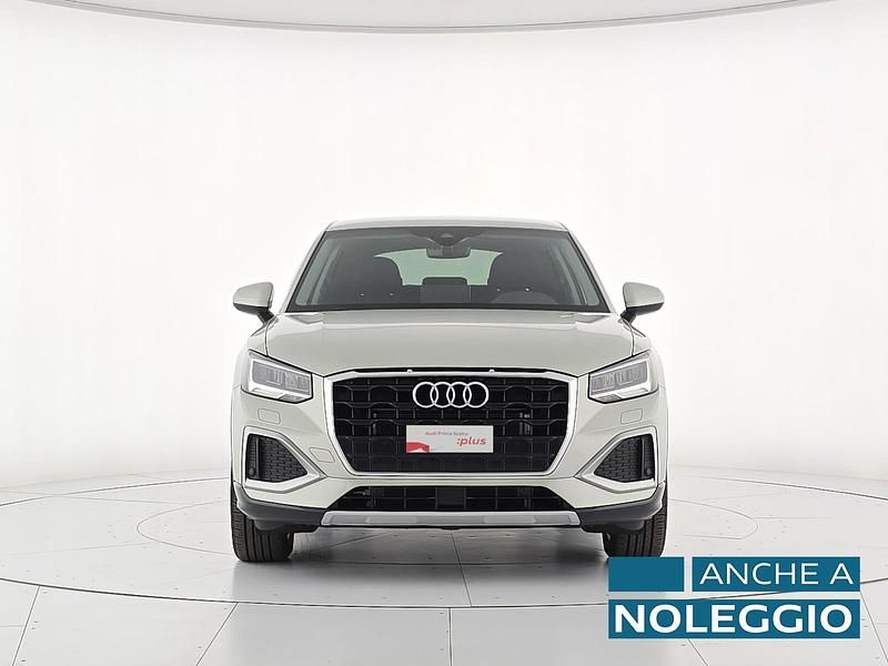Begagnad Audi Q2 Advanced 150 HK (110 kW) 2025 Silver SUV