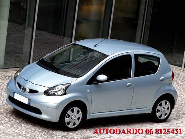 Argento Usata 2007 Toyota Aygo Due volumi | 2400 € (Super prezzo) - Immagine 1/1