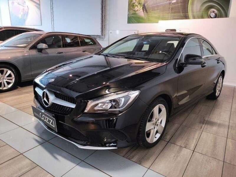 Usata Mercedes CLA200 Business 136 CV (100 kW) 2019 Nero Berlina