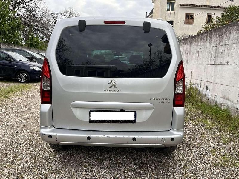 Usata Peugeot Partner 99 CV (72 kW) 2019 Grigio Monovolume